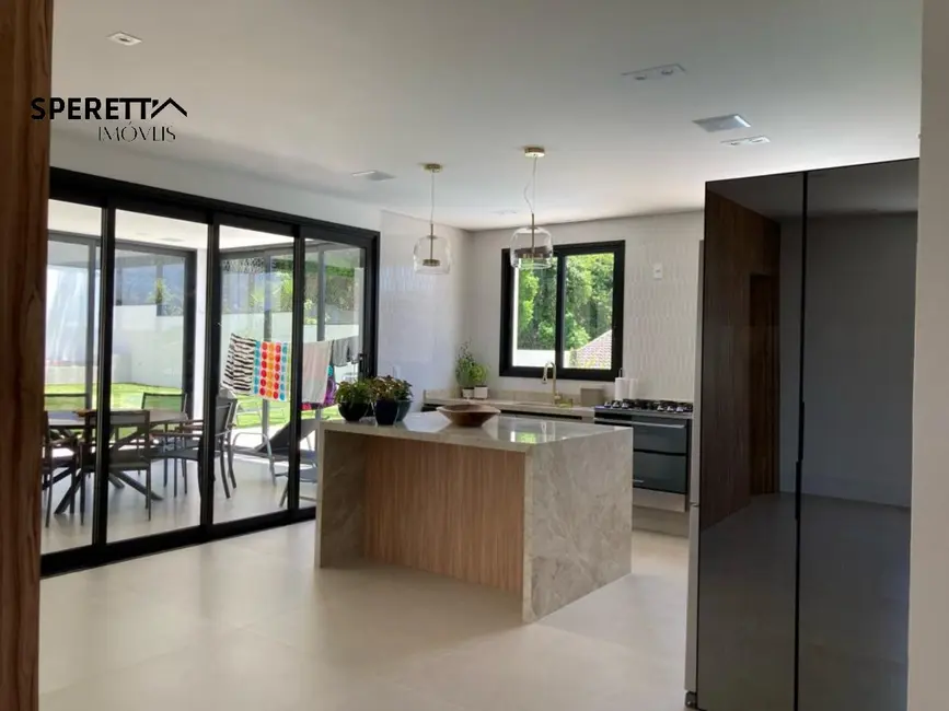 Casa de Condomínio com 4 quartos à venda, 424m2 em Condominio Residencial Paradiso, Itatiba - SP - imagem 2 Foto 2 de Casa de Condomínio com 4 quartos à venda, 424m2 em Condominio Residencial Paradiso, Itatiba - SP