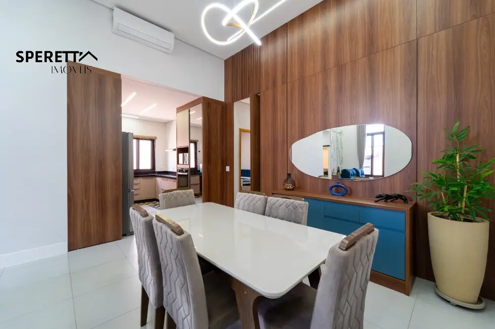 Foto 3 de Casa com 2 quartos à venda, 127m2 em Itupeva - SP