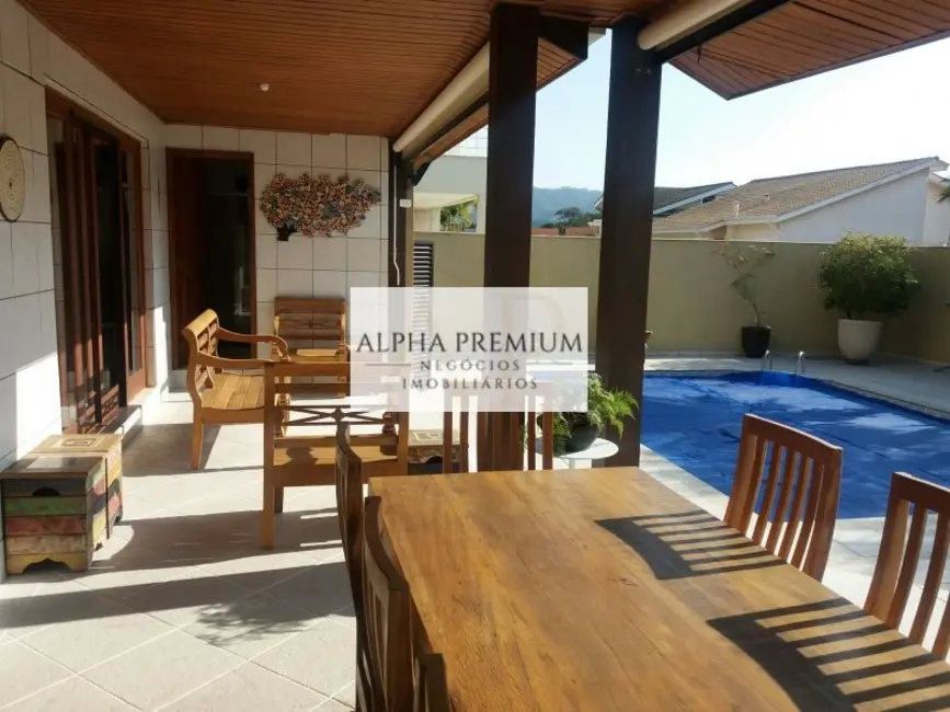 Foto 1 de Casa de Condomínio com 3 quartos para alugar, 330m2 em Alphaville, Santana De Parnaiba - SP