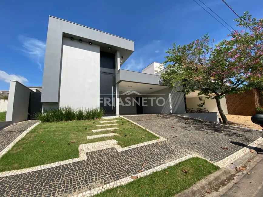 Foto 1 de Casa de Condomínio com 3 quartos para alugar, 215m2 em Piracicaba - SP