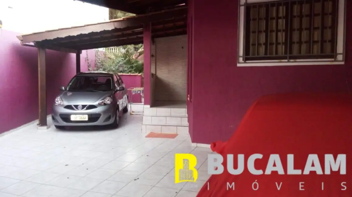 Casa com 3 quartos à venda, 408m2 em Jardim Três Marias, Taboao Da Serra - SP - imagem 3 Foto 3 de Casa com 3 quartos à venda, 408m2 em Jardim Três Marias, Taboao Da Serra - SP