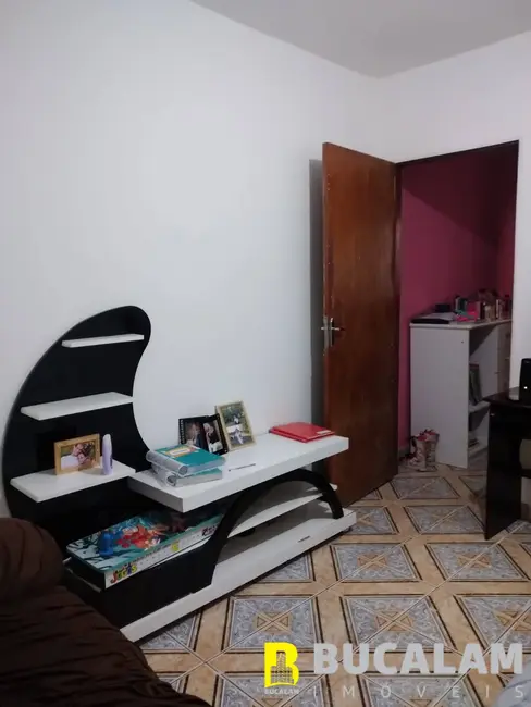 Foto 2 de Casa com 2 quartos à venda, 100m2 em Vila Mafalda, Taboao Da Serra - SP