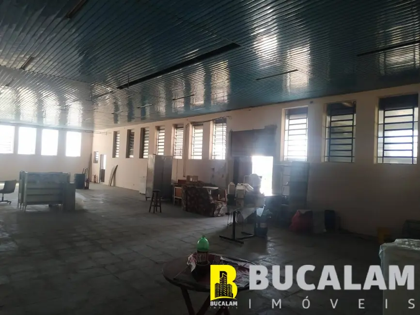 Foto 4 de Armazém / Galpão à venda, 2000m2 em Embu Mirim, Itapecerica Da Serra - SP