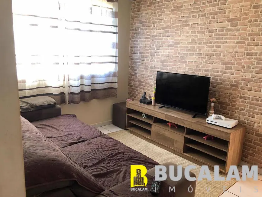 Foto 2 de Apartamento com 2 quartos à venda, 54m2 em Jardim Caiapiá, Cotia - SP