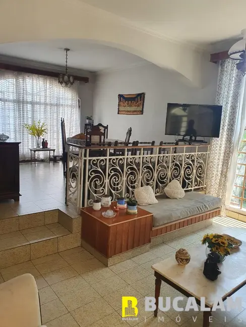 Foto 5 de Casa com 4 quartos à venda, 230m2 em Parque Assunção, Taboao Da Serra - SP