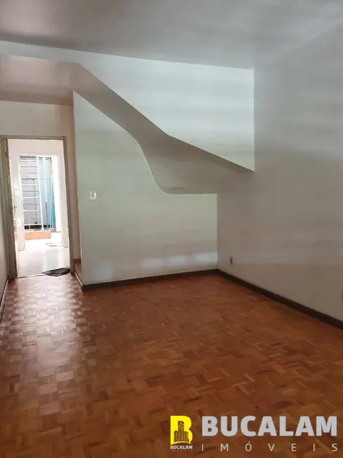 Casa com 2 quartos à venda, 135m2 em Parque Assunção, Taboao Da Serra - SP - imagem 3 Foto 3 de Casa com 2 quartos à venda, 135m2 em Parque Assunção, Taboao Da Serra - SP