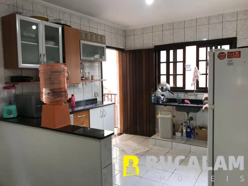 Casa com 3 quartos à venda, 160m2 em Parque Monte Alegre, Taboao Da Serra - SP - imagem 7 Foto 7 de Casa com 3 quartos à venda, 160m2 em Parque Monte Alegre, Taboao Da Serra - SP