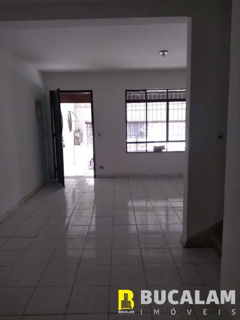 Casa com 4 quartos à venda, 200m2 em Jardim Monte Alegre, Taboao Da Serra - SP - imagem 4 Foto 4 de Casa com 4 quartos à venda, 200m2 em Jardim Monte Alegre, Taboao Da Serra - SP