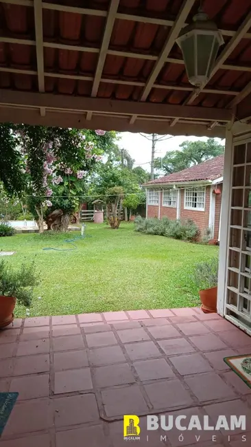 Foto 1 de Chácara com 3 quartos à venda, 2453m2 em Jardim Convento, Itapecerica Da Serra - SP