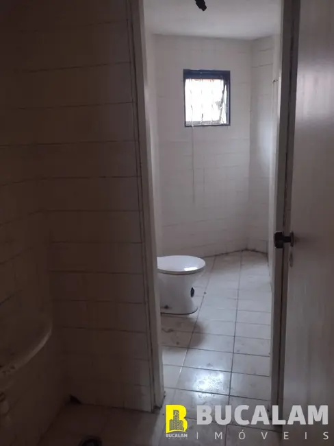 Sala Comercial para alugar, 26m2 em Jardim Maria Rosa, Taboao Da Serra - SP - imagem 2 Foto 2 de Sala Comercial para alugar, 26m2 em Jardim Maria Rosa, Taboao Da Serra - SP