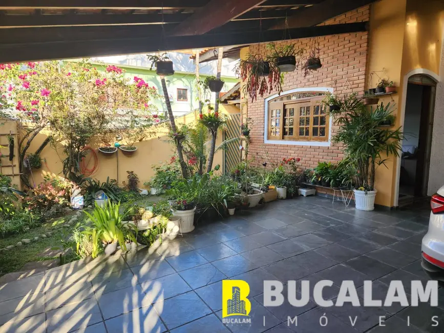 Casa com 4 quartos à venda, 500m2 em Cidade Intercap, Taboao Da Serra - SP - imagem 6 Foto 6 de Casa com 4 quartos à venda, 500m2 em Cidade Intercap, Taboao Da Serra - SP