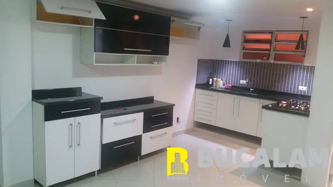 Foto 2 de Casa com 3 quartos à venda, 130m2 em Parque São Joaquim, Taboao Da Serra - SP