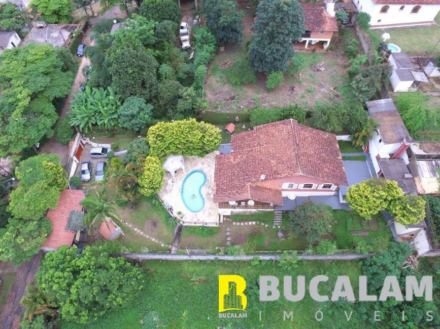 Foto 4 de Chácara com 5 quartos à venda, 150m2 em Jardim Santa Maria, Embu Das Artes - SP