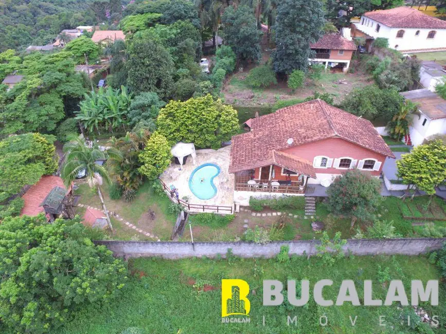 Foto 3 de Chácara com 5 quartos à venda, 150m2 em Jardim Santa Maria, Embu Das Artes - SP