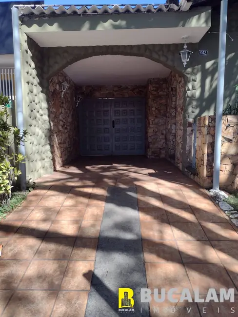 Casa com 4 quartos à venda, 238m2 em Chácara Agrindus, Taboao Da Serra - SP - imagem 8 Foto 8 de Casa com 4 quartos à venda, 238m2 em Chácara Agrindus, Taboao Da Serra - SP