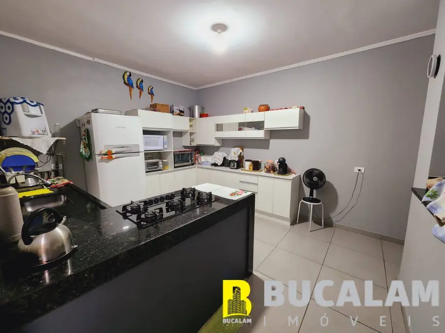 Foto 8 de Casa com 4 quartos à venda, 160m2 em Jardim Saint Moritz, Taboao Da Serra - SP