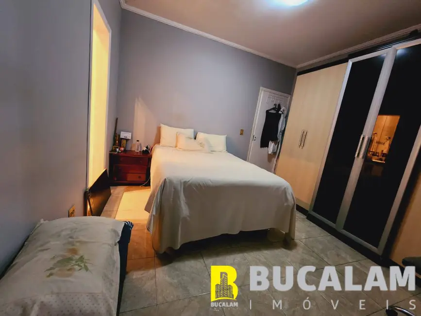 Foto 7 de Casa com 4 quartos à venda, 160m2 em Jardim Saint Moritz, Taboao Da Serra - SP