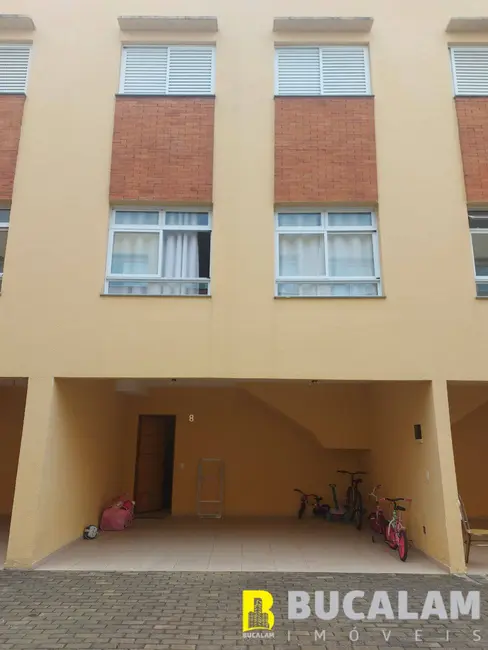 Foto 2 de Casa de Condomínio com 3 quartos à venda, 126m2 em Jardim Oliveiras, Taboao Da Serra - SP