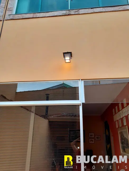 Foto 4 de Casa com 3 quartos à venda, 160m2 em Parque Assunção, Taboao Da Serra - SP