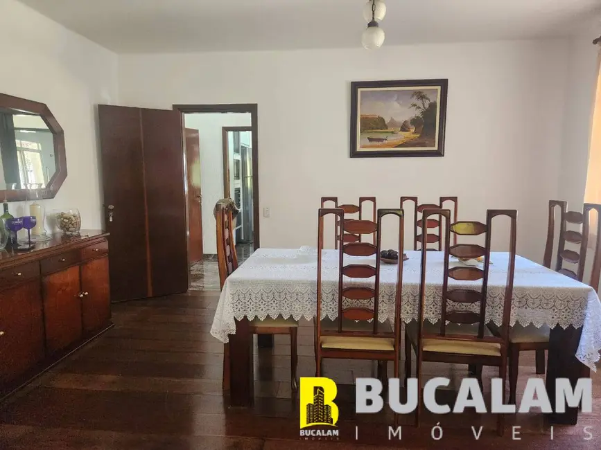 Casa com 3 quartos à venda e para alugar, 1700m2 em Parque das Cigarreiras, Taboao Da Serra - SP - imagem 4 Foto 4 de Casa com 3 quartos à venda e para alugar, 1700m2 em Parque das Cigarreiras, Taboao Da Serra - SP