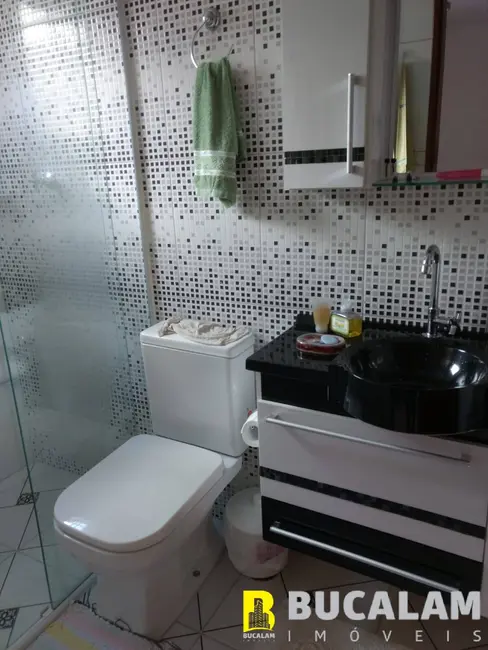 Foto 5 de Casa com 6 quartos à venda, 180m2 em Jardim Trianon, Taboao Da Serra - SP