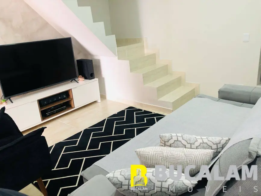 Foto 2 de Casa com 3 quartos à venda, 210m2 em Jardim Saporito, Taboao Da Serra - SP