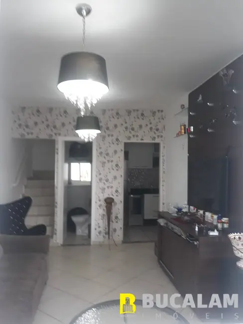 Foto 4 de Casa de Condomínio com 2 quartos à venda, 90m2 em Jardim Maria Rosa, Taboao Da Serra - SP