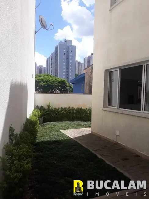 Foto 2 de Casa de Condomínio com 2 quartos à venda, 90m2 em Jardim Maria Rosa, Taboao Da Serra - SP