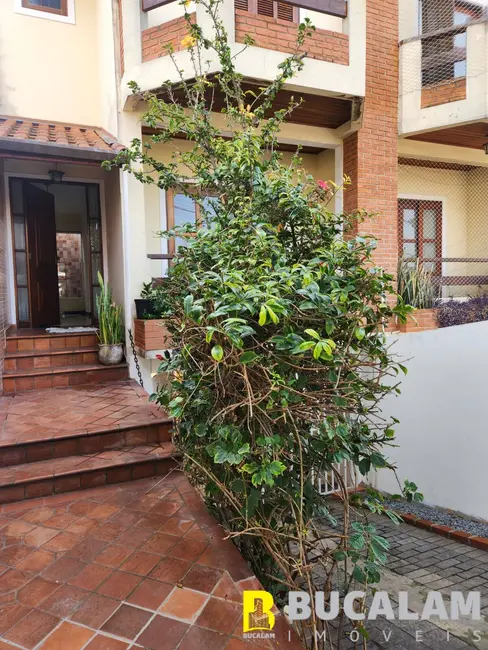 Foto 2 de Casa com 4 quartos à venda, 360m2 em Parque Monte Alegre, Taboao Da Serra - SP