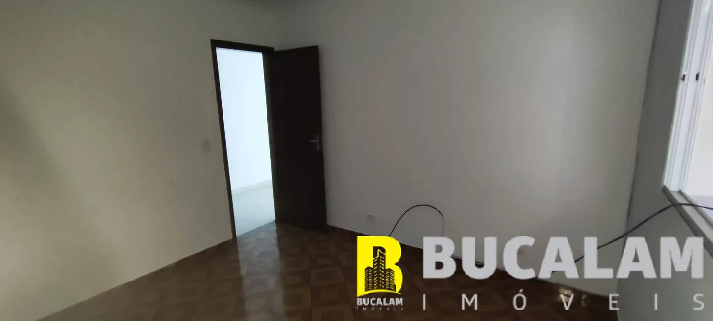 Foto 6 de Casa com 2 quartos para alugar, 75m2 em Jardim Maria Helena, Taboao Da Serra - SP