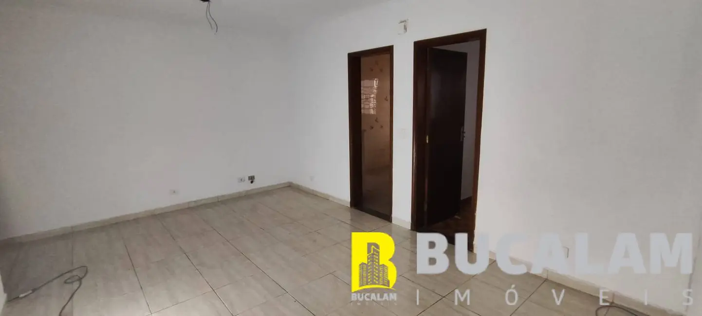 Foto 2 de Casa com 2 quartos para alugar, 75m2 em Jardim Maria Helena, Taboao Da Serra - SP