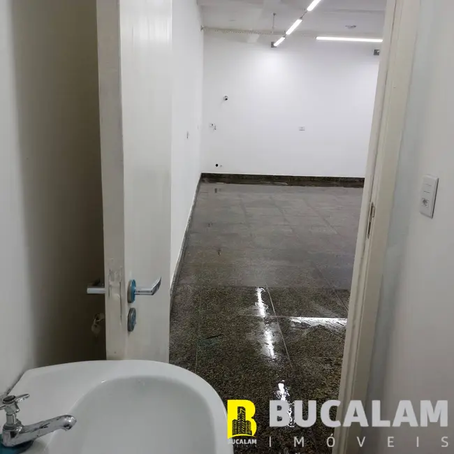Foto 7 de Sala Comercial para alugar, 75m2 em Jardim Saint Moritz, Taboao Da Serra - SP