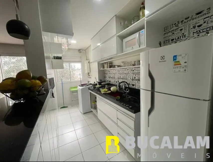 Foto 3 de Apartamento com 2 quartos à venda, 48m2 em Jardim Henriqueta, Taboao Da Serra - SP