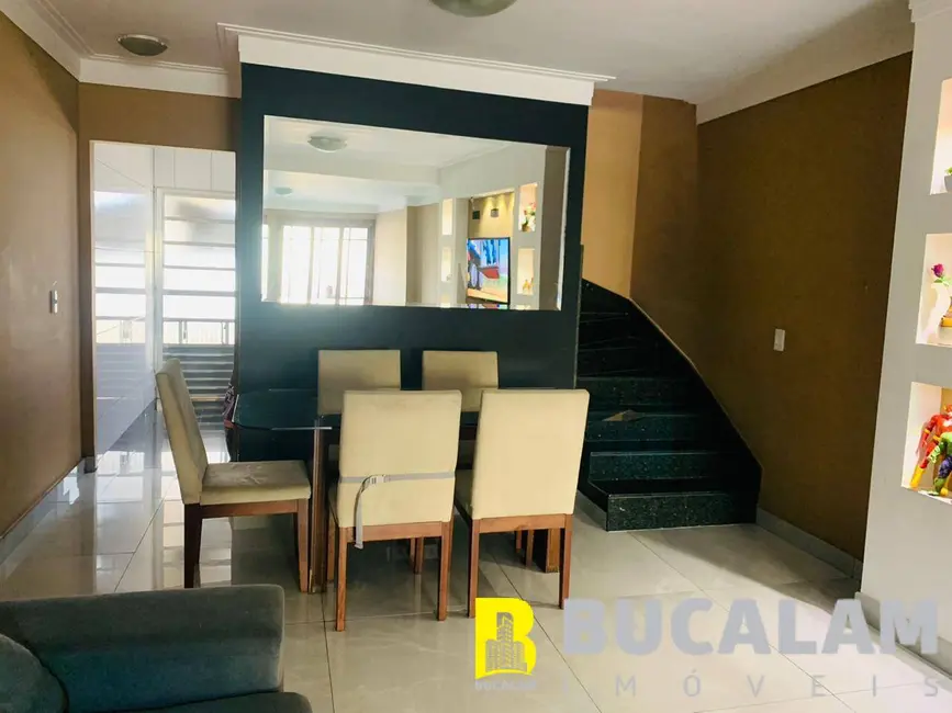 Foto 4 de Casa com 2 quartos à venda, 106m2 em Jardim Salete, Taboao Da Serra - SP
