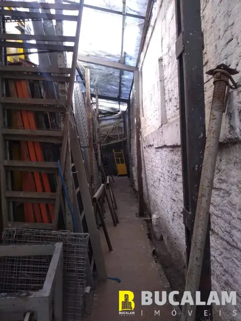 Foto 7 de Armazém / Galpão à venda, 1800m2 em Jardim Mirna, Taboao Da Serra - SP