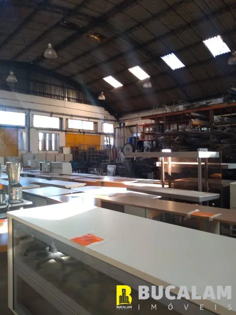 Foto 5 de Armazém / Galpão à venda, 1800m2 em Jardim Mirna, Taboao Da Serra - SP