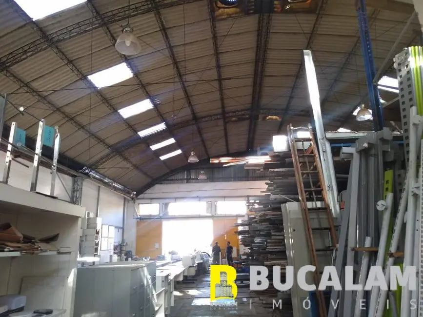 Foto 8 de Armazém / Galpão à venda, 1800m2 em Jardim Mirna, Taboao Da Serra - SP
