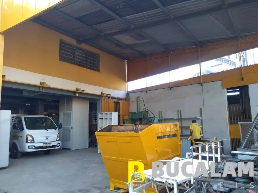 Foto 3 de Armazém / Galpão à venda, 1800m2 em Jardim Mirna, Taboao Da Serra - SP