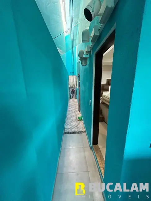 Foto 2 de Casa com 3 quartos à venda, 120m2 em Sítio das Madres, Taboao Da Serra - SP