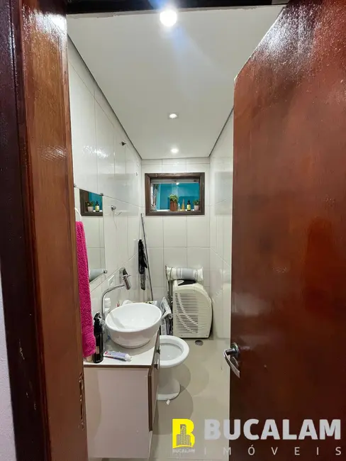 Casa com 3 quartos à venda, 120m2 em Sítio das Madres, Taboao Da Serra - SP - imagem 8 Foto 8 de Casa com 3 quartos à venda, 120m2 em Sítio das Madres, Taboao Da Serra - SP
