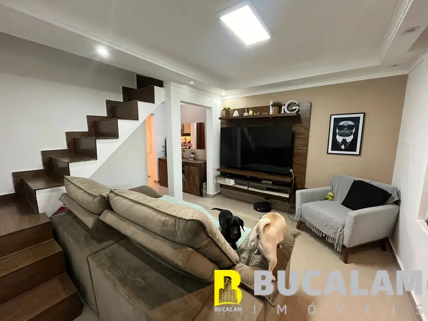 Casa com 3 quartos à venda, 120m2 em Sítio das Madres, Taboao Da Serra - SP - imagem 5 Foto 5 de Casa com 3 quartos à venda, 120m2 em Sítio das Madres, Taboao Da Serra - SP