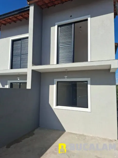 Foto 3 de Casa com 2 quartos à venda, 150m2 em Centreville, Cotia - SP