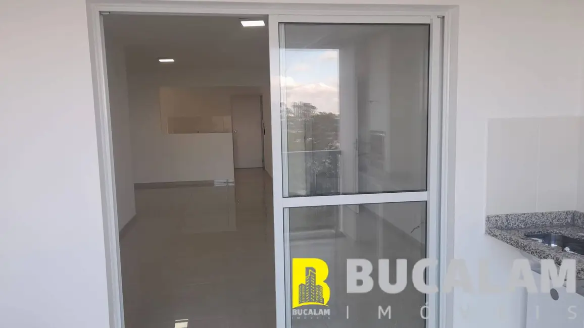 Foto 2 de Apartamento com 3 quartos para alugar, 125m2 em Vila Bonfim, Embu Das Artes - SP