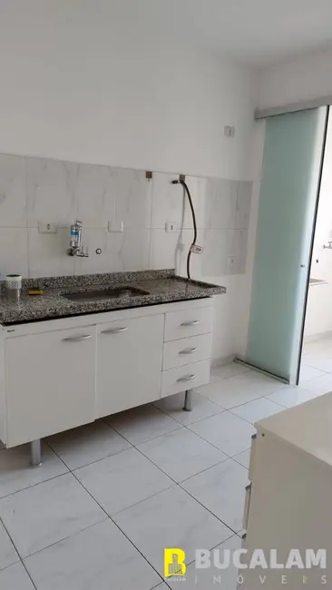 Apartamento com 2 quartos para alugar, 70m2 em Chácara Agrindus, Taboao Da Serra - SP - imagem 3 Foto 3 de Apartamento com 2 quartos para alugar, 70m2 em Chácara Agrindus, Taboao Da Serra - SP
