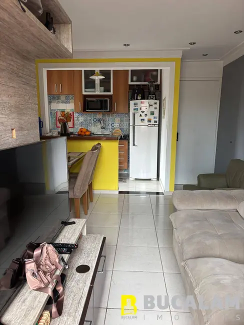Apartamento com 3 quartos para alugar, 58m2 em Jardim América, Taboao Da Serra - SP - imagem 3 Foto 3 de Apartamento com 3 quartos para alugar, 58m2 em Jardim América, Taboao Da Serra - SP