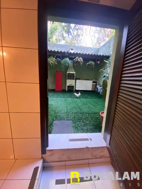 Foto 6 de Casa com 3 quartos à venda, 148m2 em Jardim Paraíso, Taboao Da Serra - SP