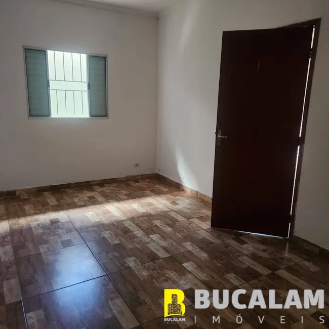 Foto 8 de Casa com 1 quarto para alugar, 40m2 em Parque das Cigarreiras, Taboao Da Serra - SP