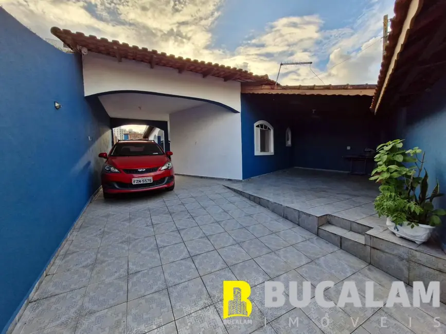 Foto 6 de Casa com 3 quartos à venda, 250m2 em Mongagua - SP