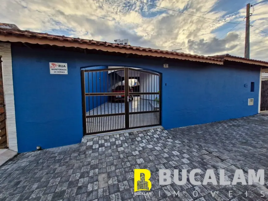 Foto 2 de Casa com 3 quartos à venda, 250m2 em Mongagua - SP