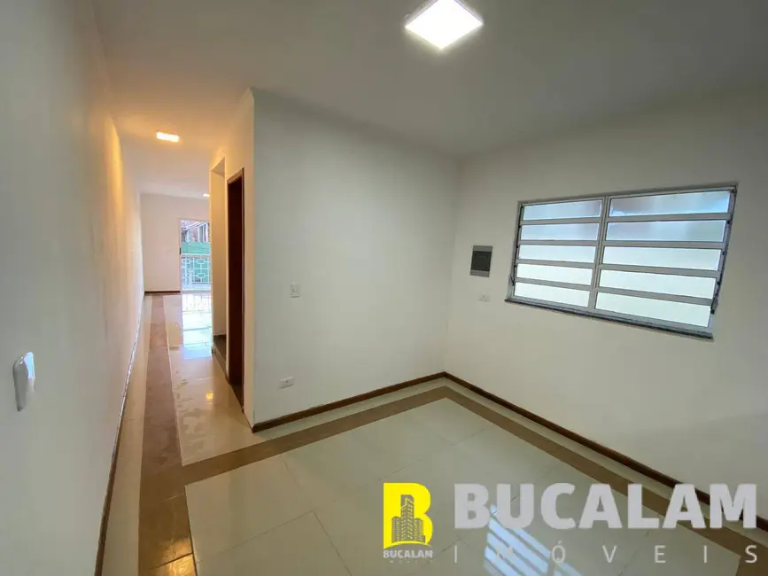 Casa com 3 quartos à venda, 250m2 em Parque das Cigarreiras, Taboao Da Serra - SP - imagem 3 Foto 3 de Casa com 3 quartos à venda, 250m2 em Parque das Cigarreiras, Taboao Da Serra - SP